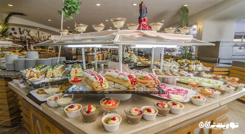 سلف سرویس شیرینی هتل